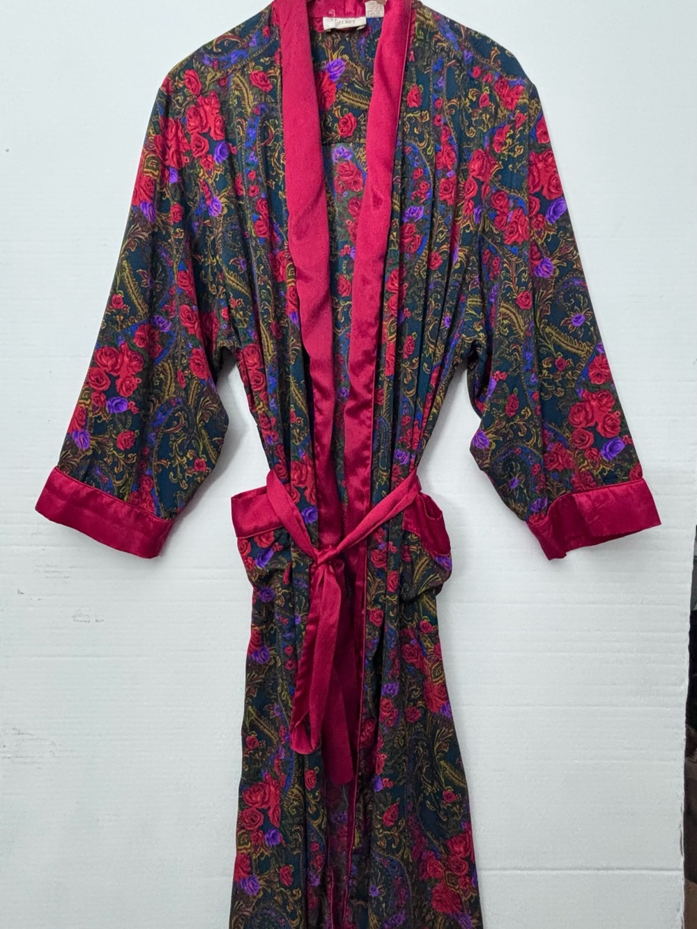 Vintage 90s Victoria's Secret Gold Label Romantic Floral Satin Robe M/L